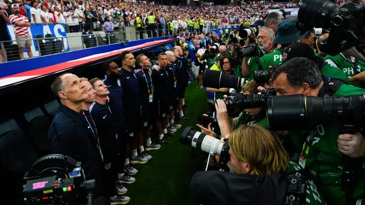 Thomas Tuchel làm FIFA thay đổi quy định quốc ca