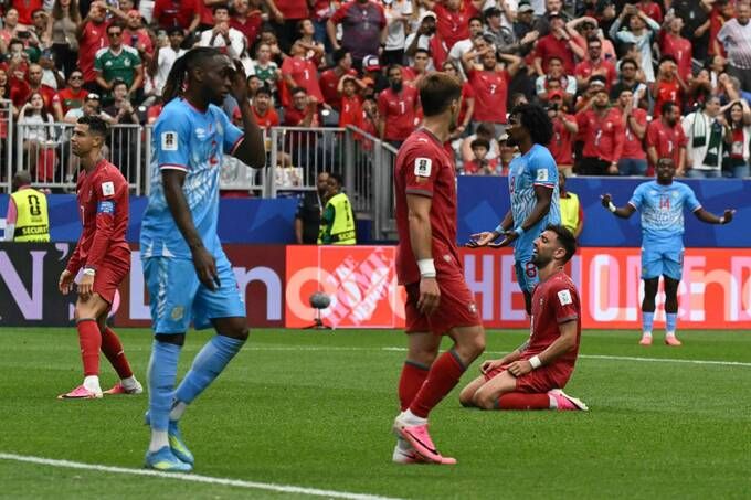 Ronaldo ham ghi bàn khiến Bruno Fernandes tiếc nuối