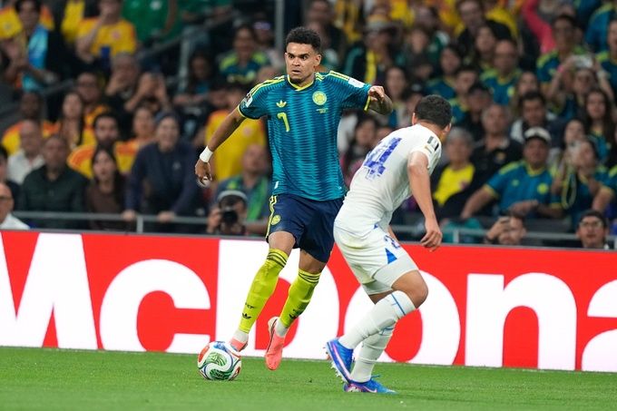 Luiz Diaz tỏa sáng giúp Colombia thắng Uzbekistan World Cup 2026