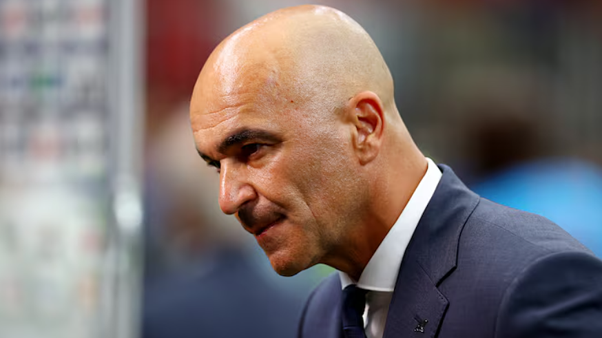 Ronaldo gây thất vọng, HLV Martinez bị chỉ trích nặng nề