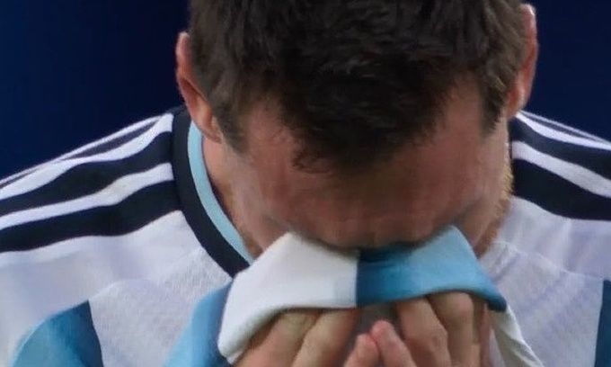 Messi lau nước mắt ghi bàn World Cup 2026