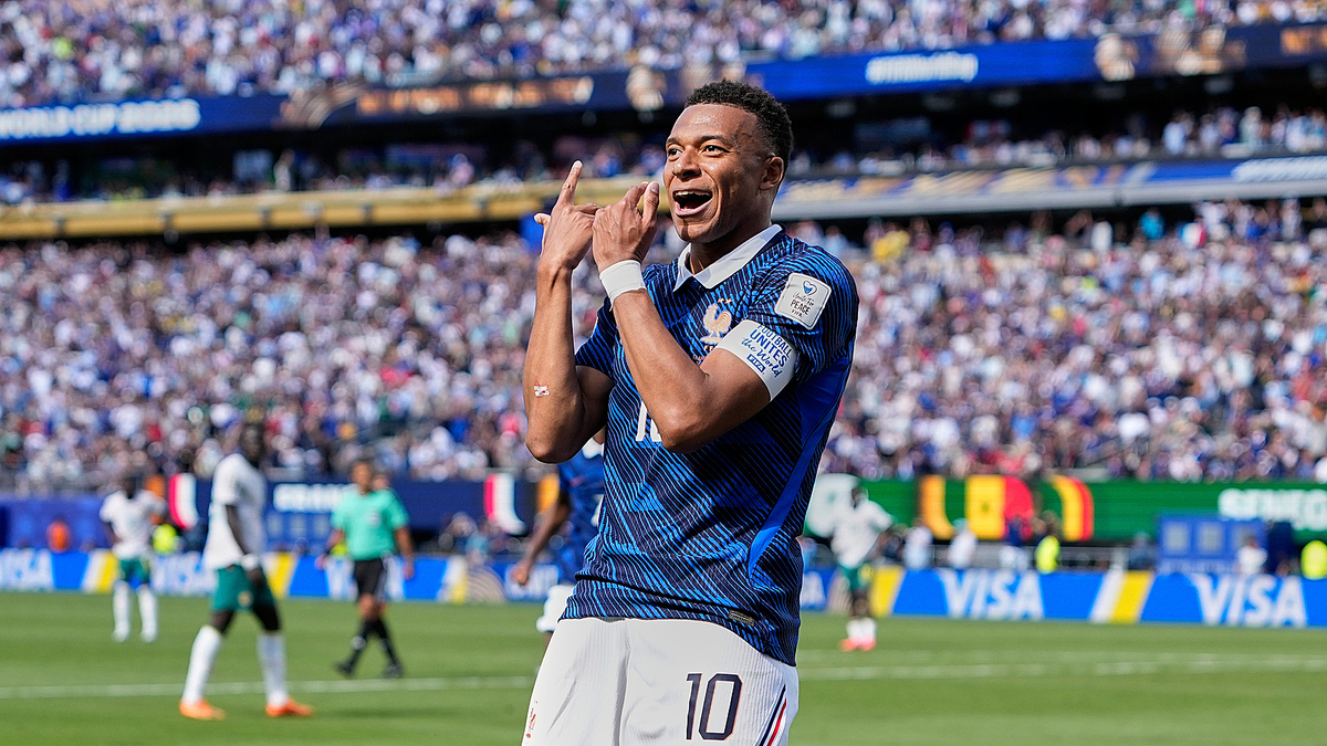 Mbappe thổi sáo: Màn ăn mừng bàn thắng gây sốt tại World Cup 2026