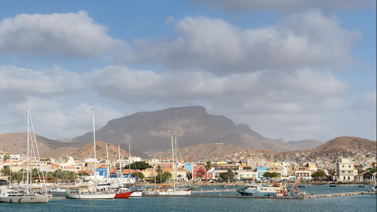 Cape Verde - Đảo quốc 'kìm chân' Tây Ban Nha tại World Cup 2026