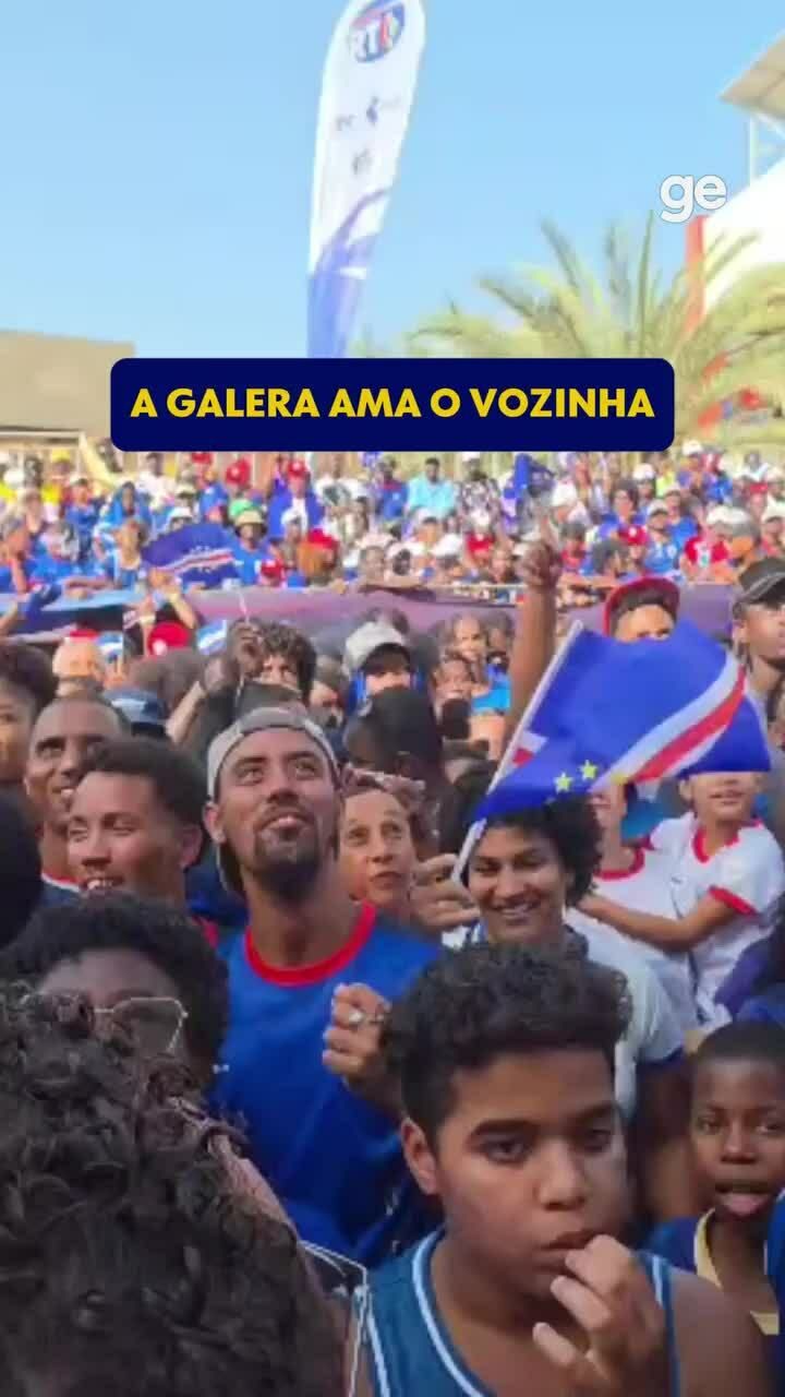 Cổ động viên Cape Verde hô vang tên thủ môn Vozinha
