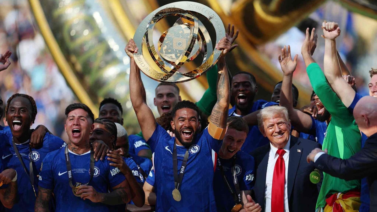 Tổng thống Trump sẽ trực tiếp trao Cup vô địch World Cup 2026?