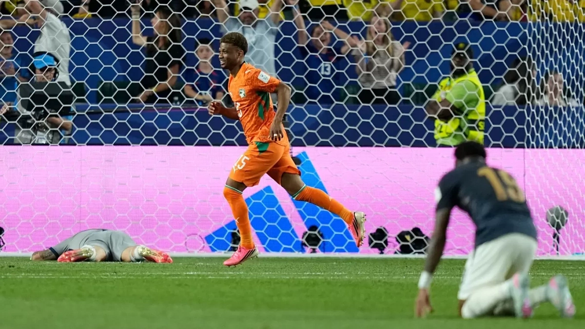 Bí quyết xem World Cup không hại tim mạch: Lời khuyên từ chuyên gia