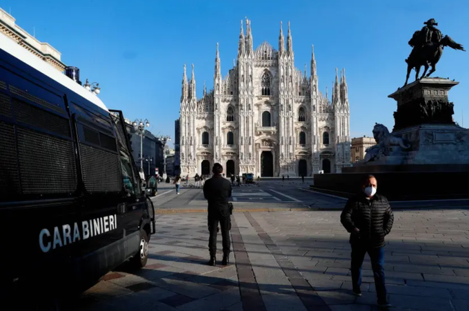 Quảng trường Duomo Milan Italy - biểu tượng của thành phố nơi xảy ra bê bối đường dây mại dâm Serie A