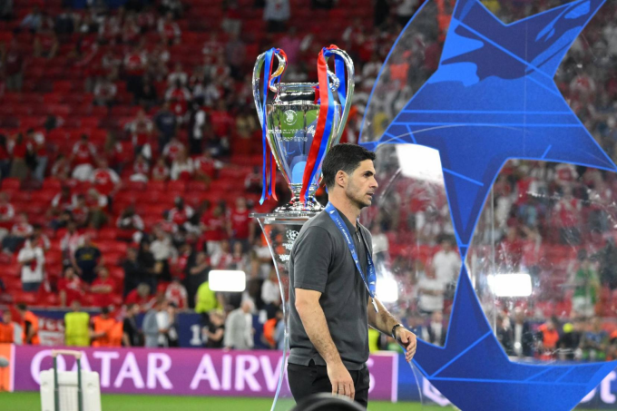 Mikel Arteta nhận HC á quân Champions League sau trận thua PSG - Dugarry chỉ trích Arsenal