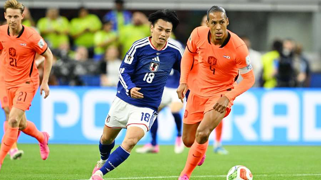 Van Dijk bị chê 'xoay người như Boeing 747': Klopp lên tiếng bảo vệ học trò cũ