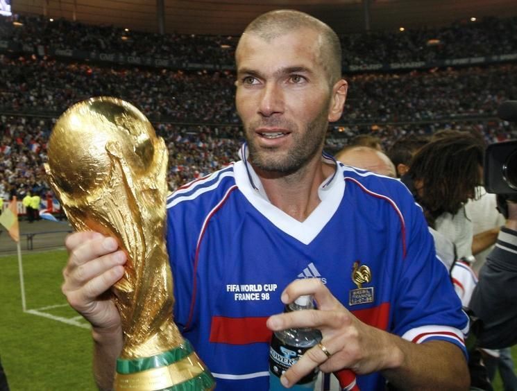 Zinedine Zidane cầu thủ vĩ đại nhất lịch sử World Cup với kỹ thuật siêu phàm
