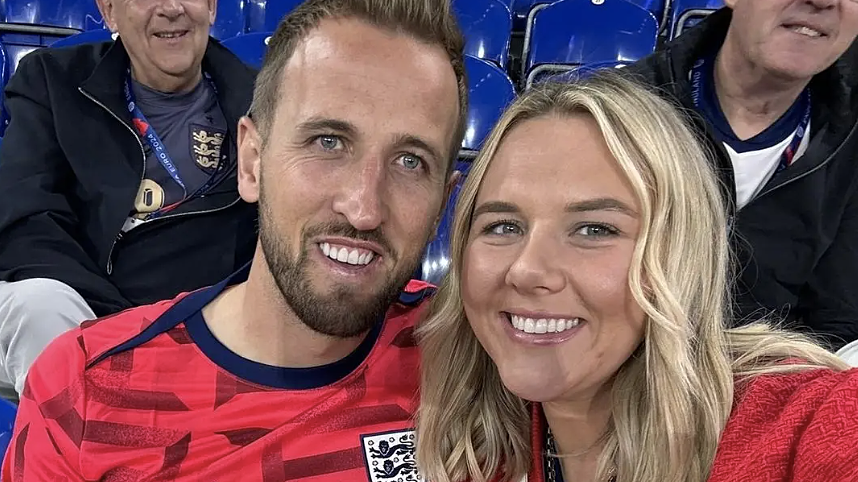 Chuyện tình đẹp như mơ của Harry Kane và cô vợ tuổi thơ Katie Goodland