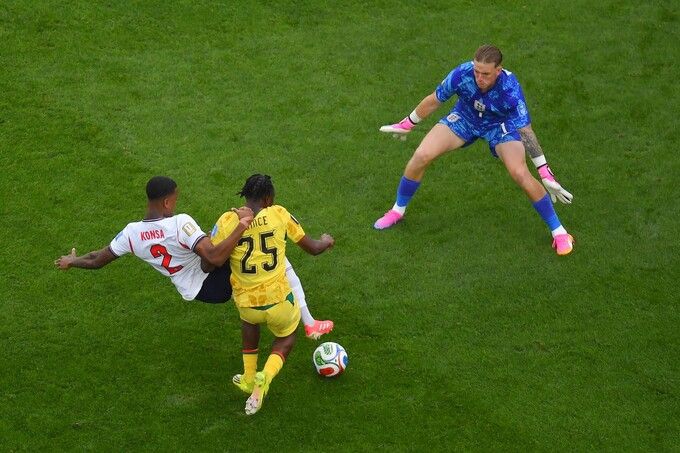 Tình huống tranh cãi VAR giữa Ghana và Anh tại World Cup 2026
