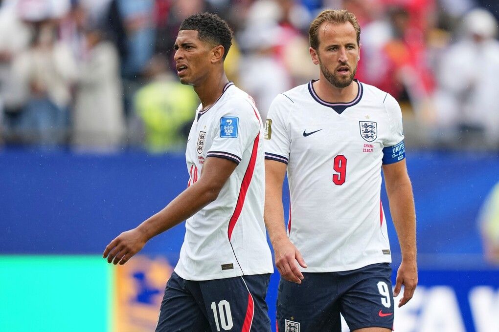 Jude Bellingham và Harry Kane trong trận Anh hòa Ghana 0-0
