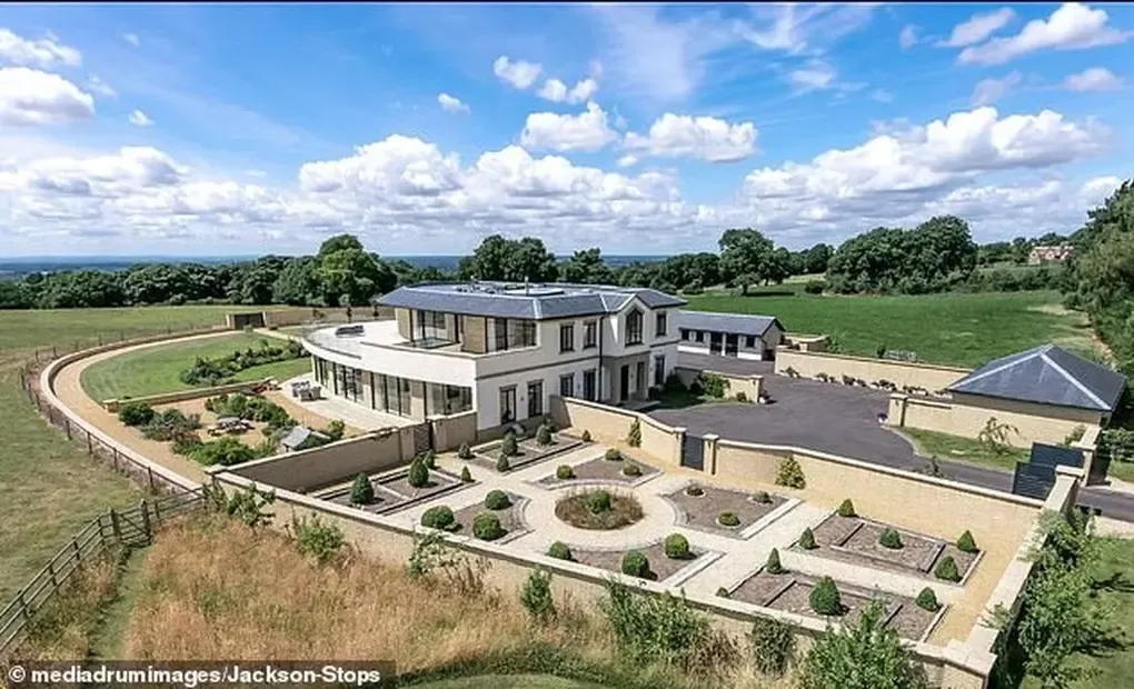 Biệt thự của Erling Haaland tại Alderley Edge, Anh