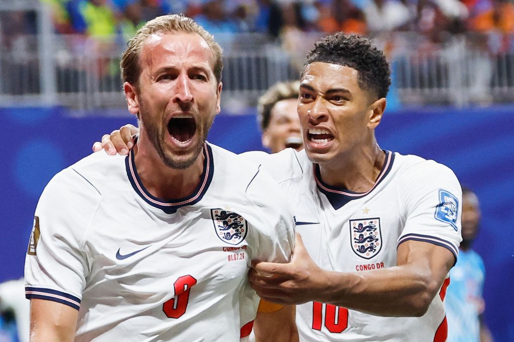 Harry Kane và Jude Bellingham ăn mừng sau khi Anh thắng ngược CHDC Congo