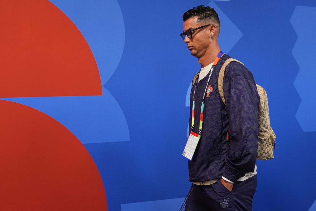 Cristiano Ronaldo đến sân trước trận Bồ Đào Nha vs Croatia World Cup 2026