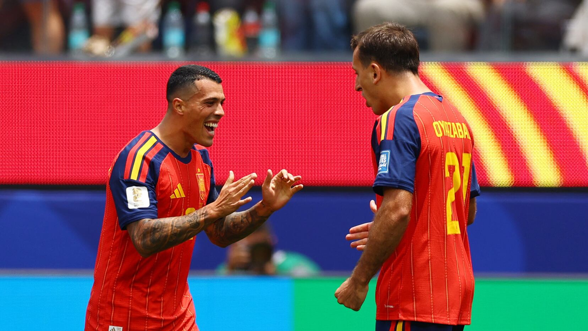 Tây Ban Nha chấm dứt cơn khát chiến thắng knock-out World Cup sau 16 năm