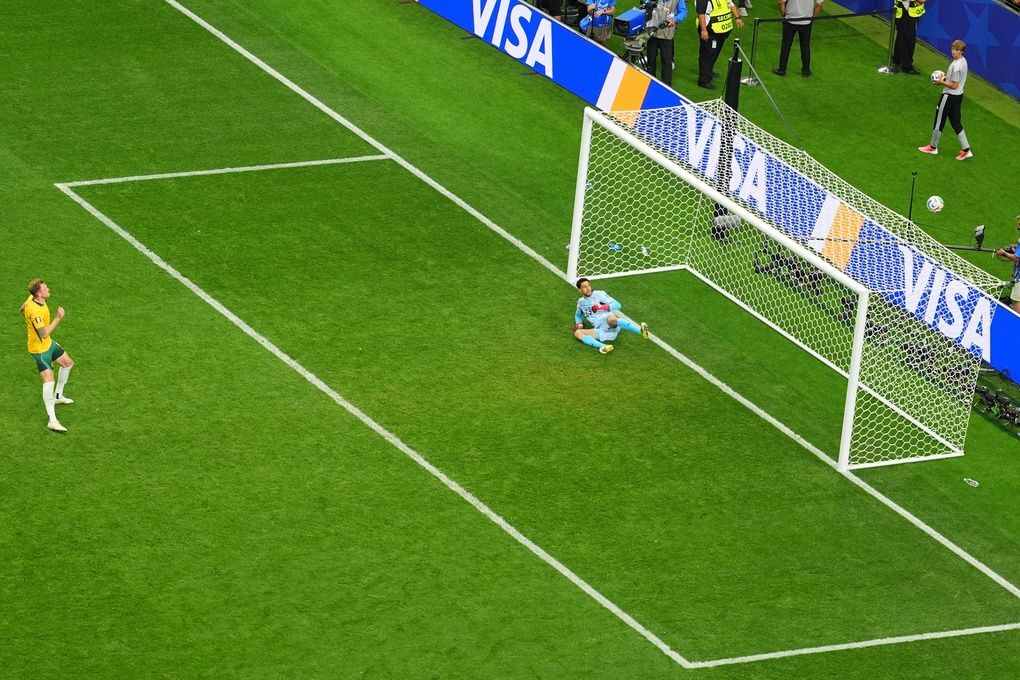 Harry Souttar sút hỏng luân lưu ở vòng 1/8 World Cup 2026