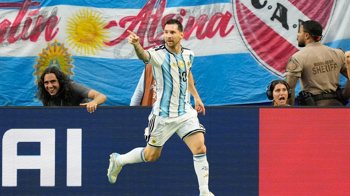 Messi phá kỷ lục World Cup: 20 bàn, 8 trận liên tiếp ghi bàn