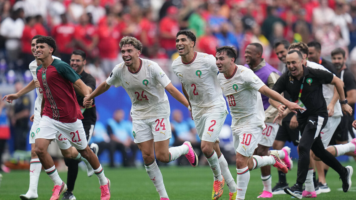 Morocco tái lập kỳ tích: Đánh bại Canada, trở thành đội châu Phi đầu tiên hai lần vào tứ kết World Cup