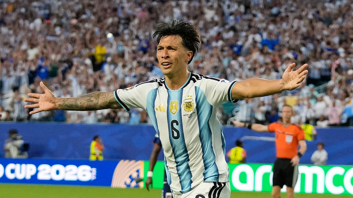 Lisandro Martinez: Từ bỏ ý định giải nghệ nhờ vợ con, tỏa sáng tại World Cup 2026