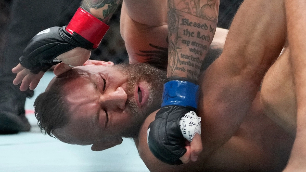 Conor McGregor chấn thương sau 69 giây tại UFC 329: Kết thúc bi kịch?