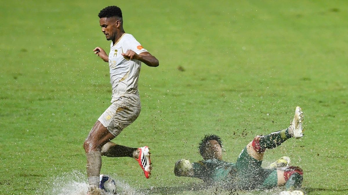Video: Hà Nội FC hủy diệt PVF-CAND 4-0, nuôi hy vọng top 3