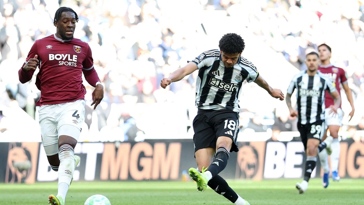 VIDEO: Newcastle 3-1 West Ham - Bạo loạn trên sân St James' Park