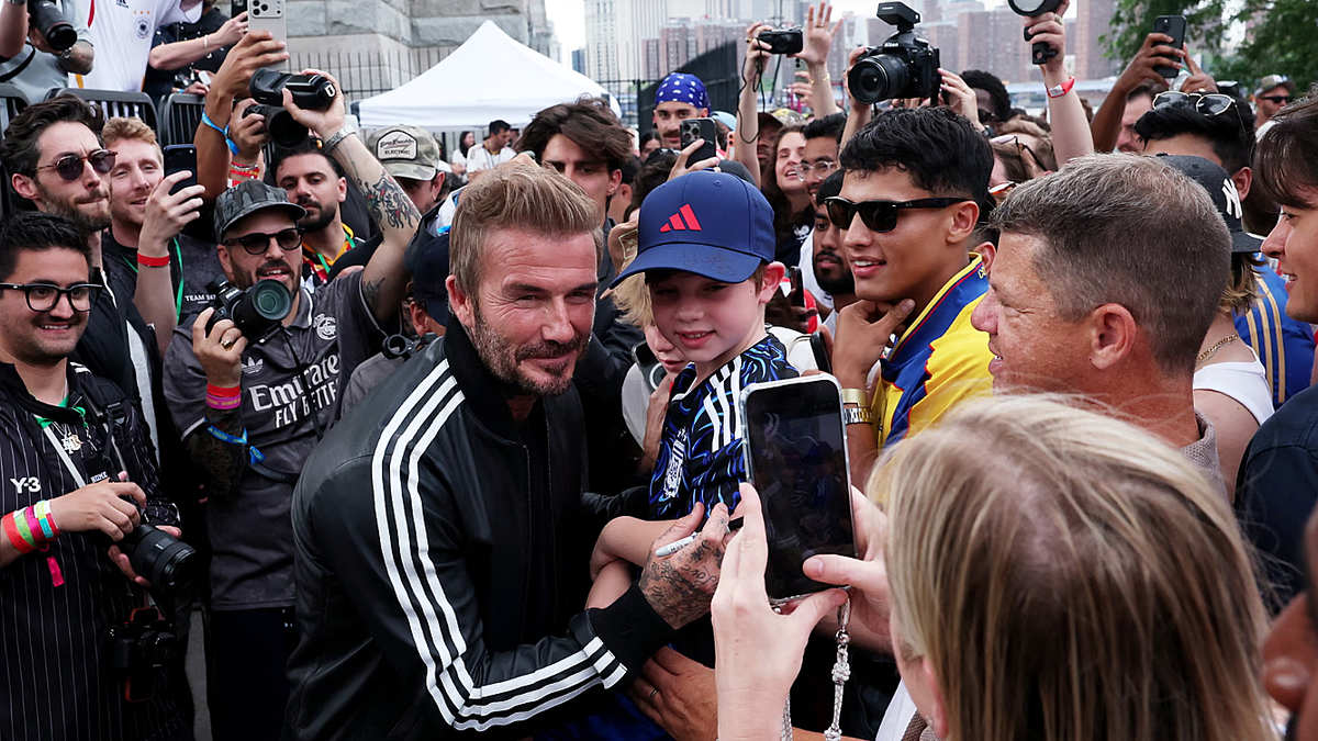 David Beckham và 'cơn mưa' quảng cáo tại World Cup 2026