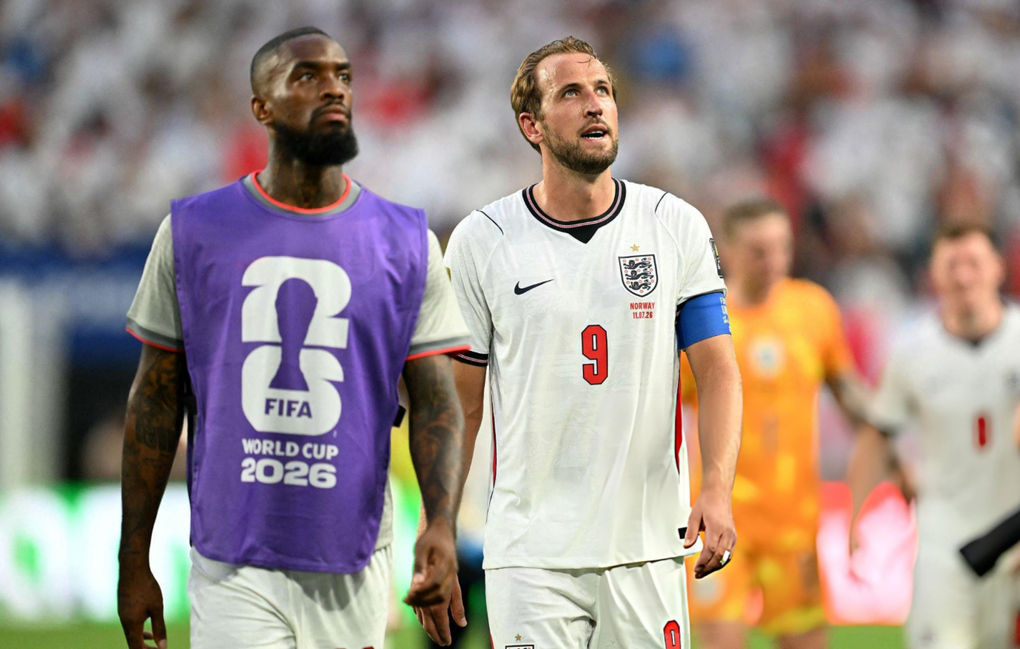 Ivan Toney và Harry Kane sau trận Anh thắng Na Uy ở tứ kết World Cup 2026