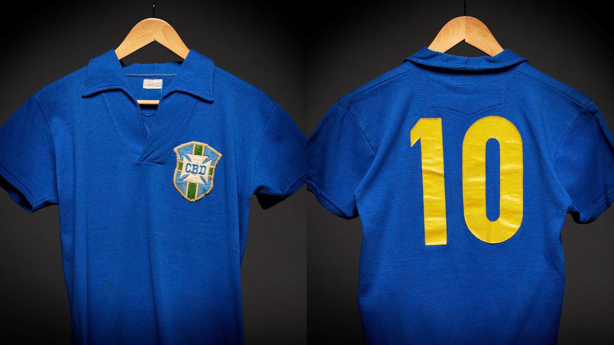 Áo đấu World Cup 1958 của Pele được đấu giá hơn 6 triệu USD - Kỷ vật vô giá của 'Vua bóng đá'